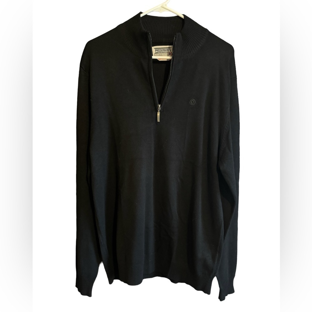🆕 Passenger’s Black Pullover Sweater, XL